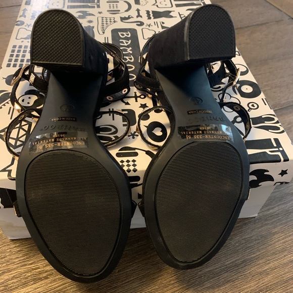 Sandals - Picture 3 of 6